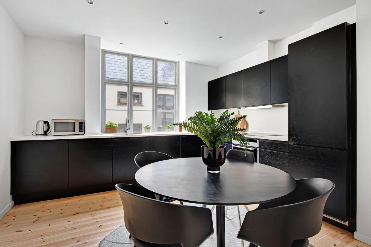 Apartment Sanders Square - Spacious Six-bedroom Near Amalienborg *